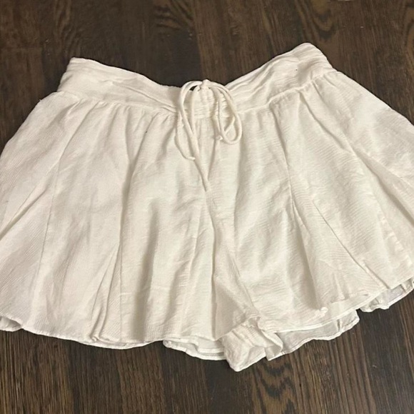 Perfect NWOT Nectar White Skort - Picture 2 of 2